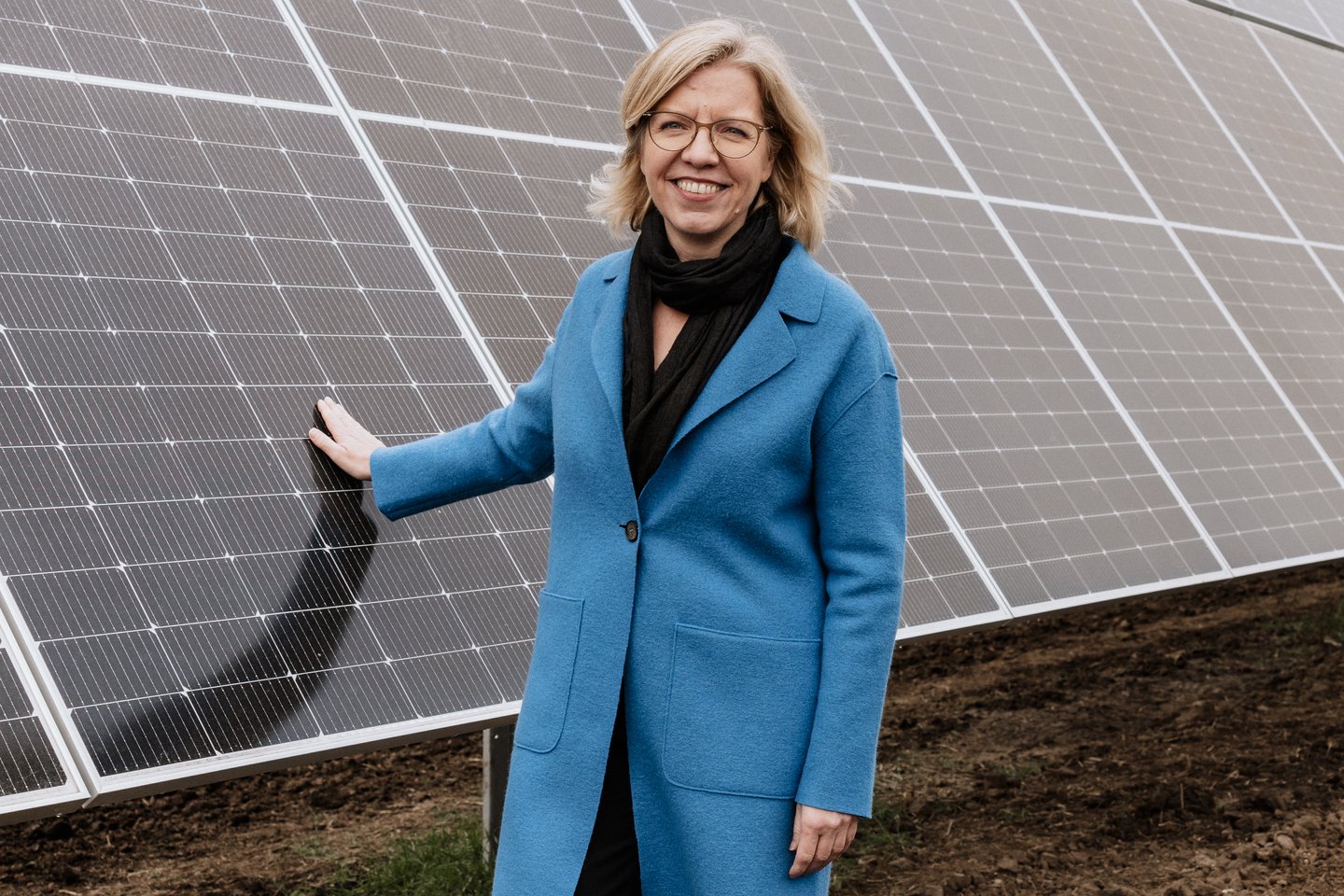 Klimaschutzministerin Leonore Gewessler, Agri-Photovoltaikanlage, EWS Sonnenfeld Bruck/Leitha, Klimaschutzpartner, Leuchtturmprojekt